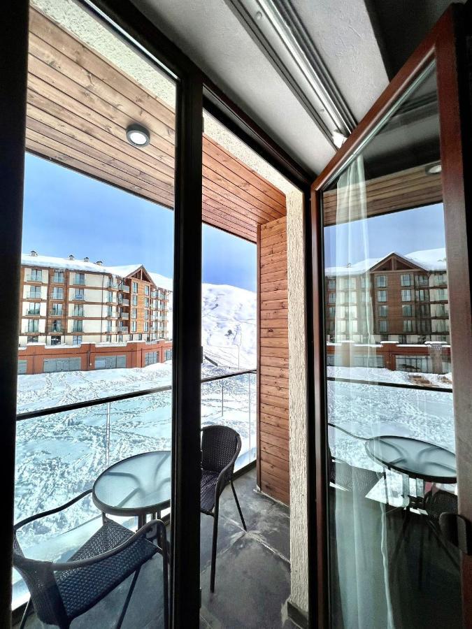 Gudauri New Loft 1 Tophit ภายนอก รูปภาพ